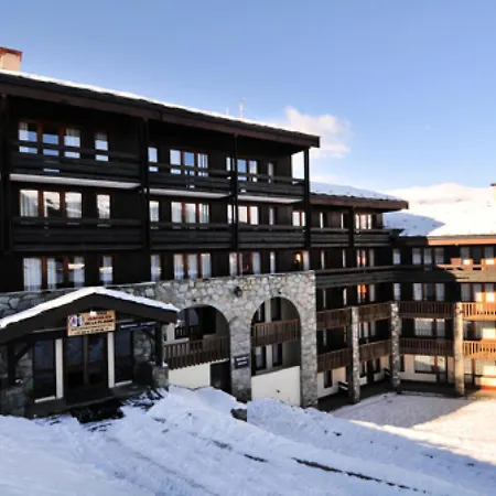 Backgammon - Confortable - Acces Facile Aux Pistes - Terrasse Mae-3513